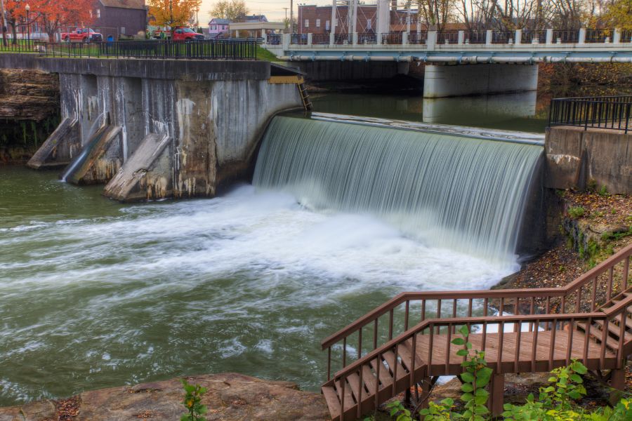 Newton Falls in Ohio